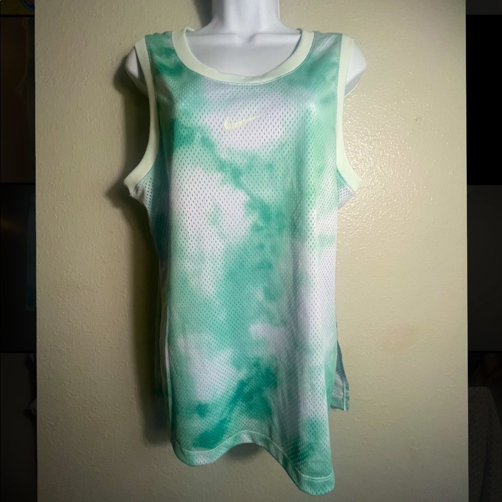 Nike loose fit Jersey women’s size small